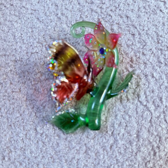 Vintage Ashton Drake Heirloom Butterfly Sunlight and Shadows Glass Ornament - Picture 3 of 16